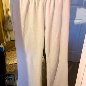 Supper comfy sweat pants with pockets!!